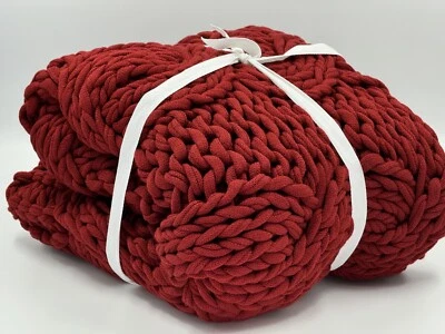 NWOT Pottery Barn Chunky Colossal Handknit Throw , Cardinal Red Christmas - Image 1 of 3