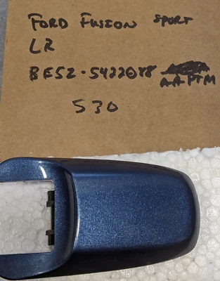 FORD FUSION SPORT 2010 OE ACABAMENTO DA MOLDURA DA MAÇANETA DA PORTA TRASEIRA ESQUERDA BE5Z-5422088-AAPTM 40 - Imagem 1 de 4