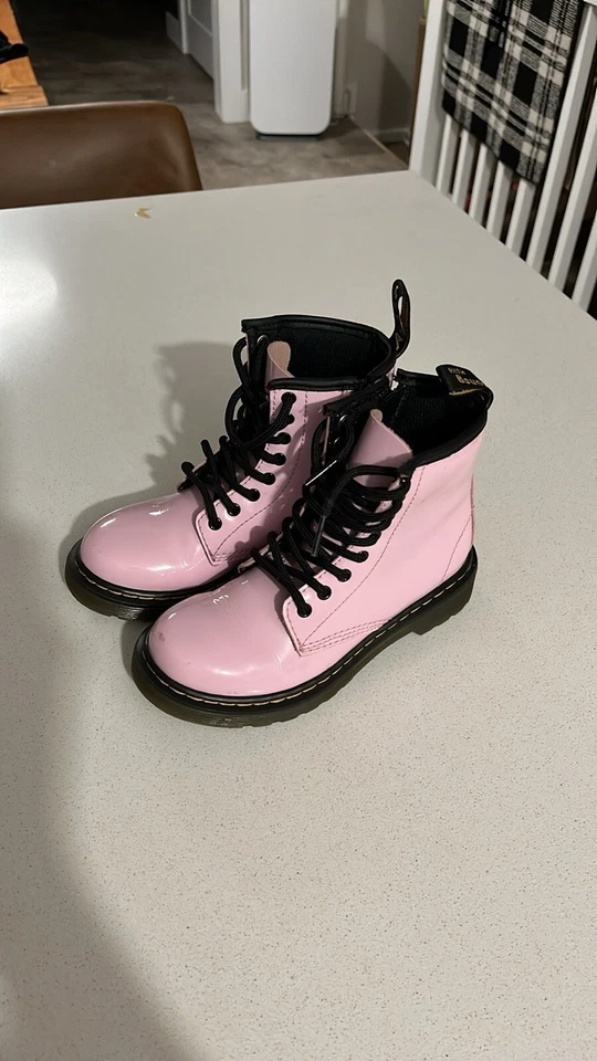 Botas Dr. Martens Niños Rosa Talla 13 Charol Con Cordones/Cremallera Combate Tobillo Foto 1 de 4