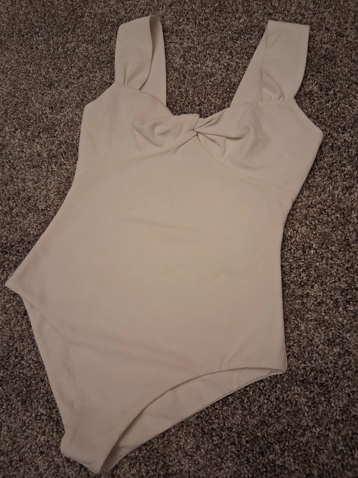 Traje de baño Marysia de una pieza blanco traje de baño nuevo sin etiquetas torcido frontal talla pequeña Foto 1 de 4