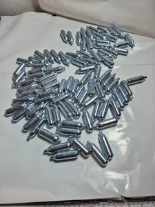 88x8g CO2 Soda Selters Kartuschen ohne Gewinde passend für Ukeg Soda Sparkle Mastrad ISO - Bild 1 von 4