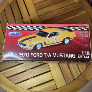 Welly 12527MB 1970 Ford T/A Mustang 1/18 Scale Boss 302 Die-Cast NIB - Picture 1 of 9