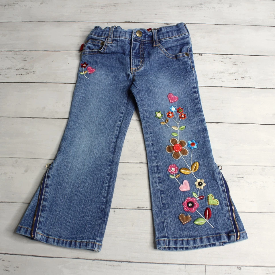 Jeans Bongo Denim Azul Vintage Niña Talla 2T Bordados Floral Acampanado Foto 1 de 4