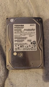 Toshiba DT01ACA100 1Tb 3.5" Desktop Hard Disk Drive - SATA, HDD, Internal - Picture 1 of 3