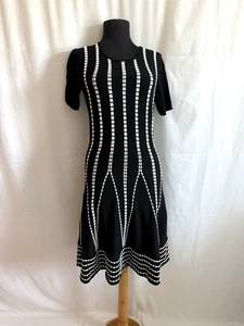Vestido Shoshanna Negro Blanco Tejido a Rayas - Talla Mediana - Imagen 1 de 6
