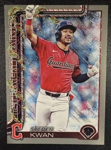 2025 Topps Holiday Steven Kwan Gray Metallic Snowflake #H143 Guardians - Picture 1 of 2