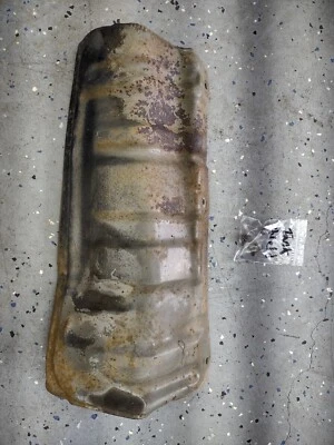 84-89 Nissan 300ZX Z31 tanque de combustible escape protector térmico OEM lado del conductor trasero Foto 1 de 4