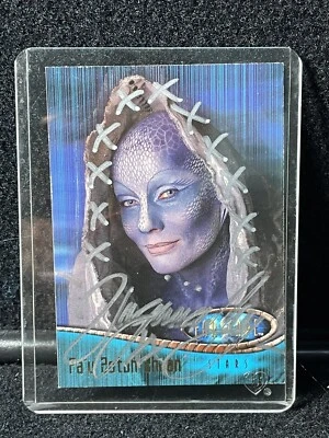 SIGNED! Farscape Autographed Card Auto FS4 Virginia Hey as Pa'u Zotoh Zhaan - Image 1 of 4