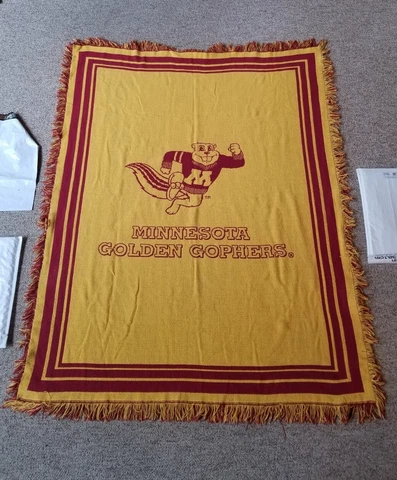 VTG Minnesota Golden Gophers Stadium Throw Fringe Blanket Wall Hanging Art 60x48 Cover