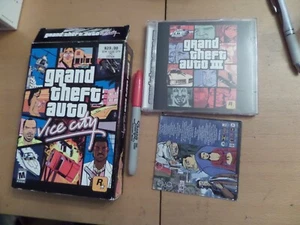 Grand Theft Auto III 3+ Vice City + Manual Box & Map PC\CD - Picture 1 of 12