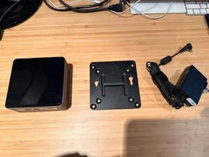 Intel NUC 8th Gen BOXNUC7i3BNHCore i3-7100U 2.40GHz 8GB RAM 128GB SSD W11 Pro - Picture 1 of 7