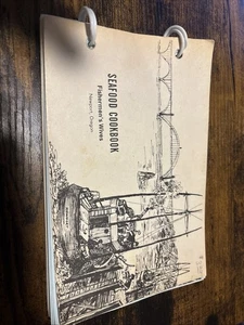 Newport Oregon “ Seafood Cookbook Fisherman's Wives ” VTG 1973 1st Edition - Imagen 1 de 6