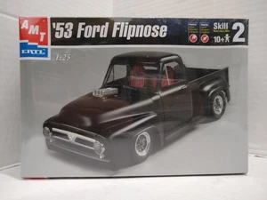 AMT #31551 '53 Ford Flipnose 1/25 Scale Plastic Model Kit - Picture 1 of 3