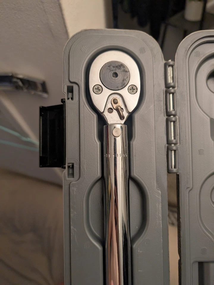 Proto 6014 NMC 1/2 Inch Drive Micrometer Torque Wrench with Case - Image 1 of 4