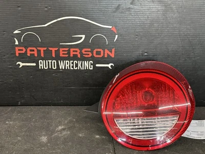 02-05 THUNDERBIRD PASSENGER RIGHT QUARTER PANEL MOUNTED TAIL LIGHT STOP LAMP Foto 1 de 4