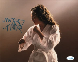 Mary Mouser Cobra Kai Signed 10x8 Photo AFTAL, UACC + ACOA CERTIFIED SA74101 - Picture 1 of 3