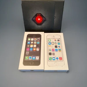 lot of 3 boxes Droid RAZR cellphone BOX ONLY and two Iphone 5s boxes with papers - Photo 1 sur 11