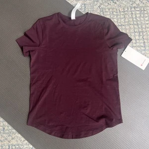 Lululemon LOVE CREW GOOD NIGHT PLUM SZ 4 NWT - Picture 1 of 10