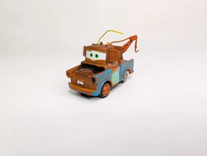 Zip Zaps Pixar Disney Cars MATER Micro RC - solo auto - Foto 1 di 5