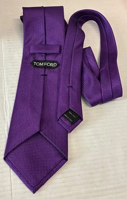Corbata de cuello Tom Forrd púrpura tejido canasta 59" pulgadas para hombre usada en excelente estado Foto 1 de 4