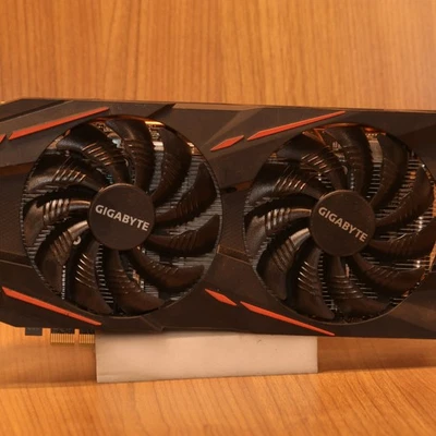 Gigabyte AMD Radeon RX 570 4GB GDDR5 Graphics Card Untested - Image 1 of 4