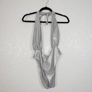 NUEVO CON ETIQUETAS UO Out From Under Plateado Metálico Marina Traje de Baño Mediano - Imagen 1 de 10