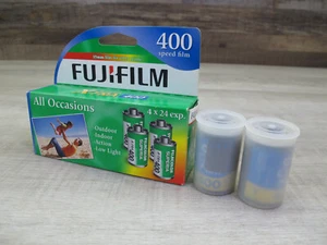 Paquete de 4 películas Fuji 400 35 mm + 2 rollos CVS 400 caducadas - Imagen 1 de 5