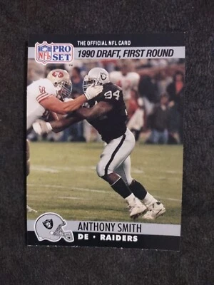 1990 Pro Set #679 Anthony Smith RC Rookie Los Angeles Raiders Football Card - Image 1 of 2