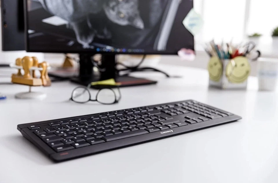 Cherry KW 9100 Slim Tastatur kabellos USB Bluetooth QWERTZ flach leise Akku USB - Bild 1 von 4