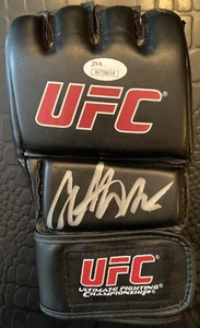 Anthony Pettis signed UFC Glove JSA COA - Picture 1 of 3