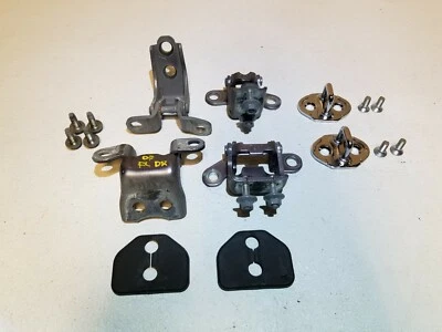 06 07 08 ACURA RL DOOR HINGE LEFT DRIVER SIDE OEM - Изображение 1 из 4