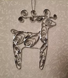 Christmas Holiday Decorations_Reindeer Metal - Picture 1 of 3