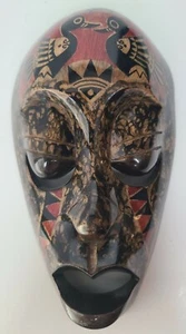 Máscara tribal de madera decoración de pared rojo marrón y patos 8" por 4,5" - Imagen 1 de 11