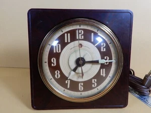 General Electric 7H98 Brown "Lotus" Alarm Clock Running Great Condition #2 - Picture 1 of 8