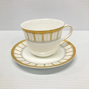 Royal Doulton Sovereign pattern Tea Cup and Saucer - Picture 1 of 7