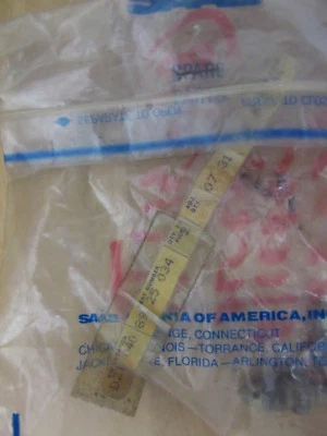 Pinza de freno clásica Saab 900 1986 tornillo de purga - original nueva - pieza # 8925034 Foto 1 de 3