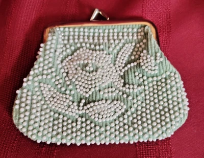 Cartera de cambio vintage verde menta con cuentas LEER Foto 1 de 3