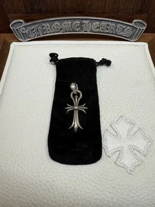 Chrom Herzen kleines Kreuz mit Ballen Anhänger Sterlingsilber - Bild 1 von 5