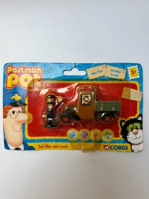 Corgi Postman Pat Ted Glen and Builder's Truck Figure Set (2004) - Image 1 of 4