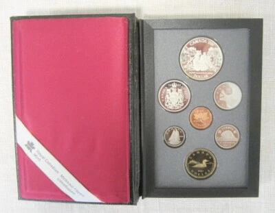 CANADA 1989 PROOF MINT SET MACKENZIE RIVER BICENTENNIAL SILVER DOLLAR 7 COIN SET - Image 1 of 4