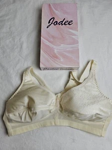 Jodee Mastectomy Bra 2575, Balanced Fit, Ivory 38A New - Picture 1 of 4