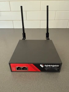 Opengear ACM7008-2-LMV Resilience Gateway 509246-01 W/ Power Adapter - Photo 1/4