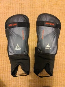 Select High Safe Flexible plate Shin guards size M - Picture 1 of 3