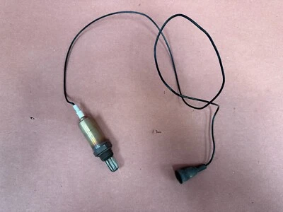 Sensor Lambda de Oxigênio BMW E28 528e 533I E21 E30 E12 E24 E23 M20 2.7L Fabricante de Equipamento Original #86232 - Imagem 1 de 4