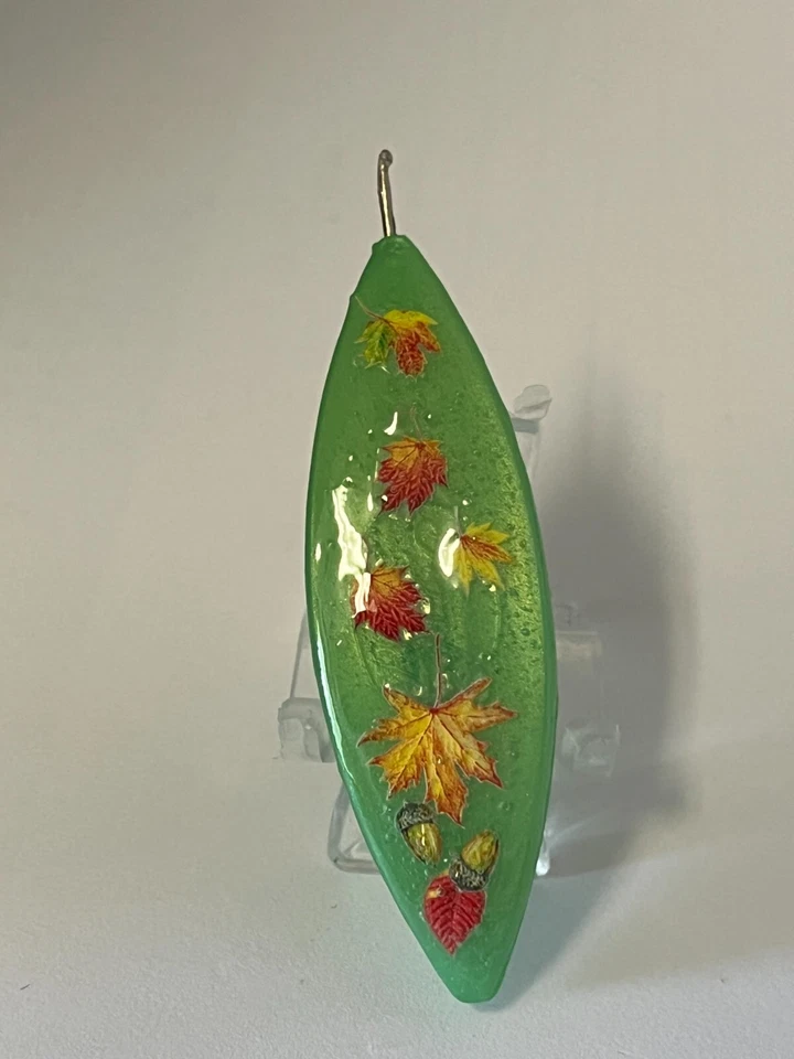 Tatting Shuttle – Hand Decoupaged - Handy Hands Moonlit  - Image 1 of 1