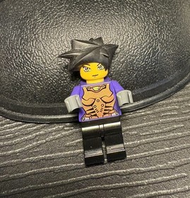 LEGO Hitomi Exo Force Minifigure 8107 Spiky Black nightwing Hair RARE