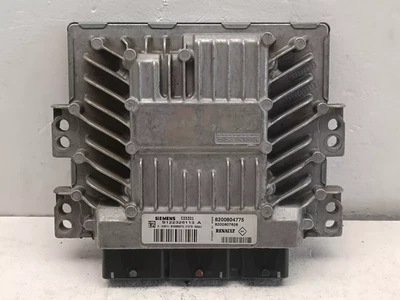 A8331 CENTRALINA MOTORE ECU RENAULT MEGANE SCENIC 2 1.9D 8200804775 - Immagine 1 di 4