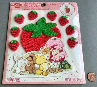 1980 vintage STRAWBERRY SHORTCAKE candy CAKE DECORATIONS unopened sealed RARE - Image 1 of 4
