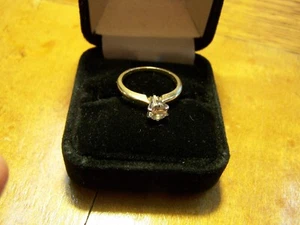 14KP Yellow Gold Real Diamond Engagement Ring 3/8 ct Size 5 Tru-Art - Picture 1 of 4