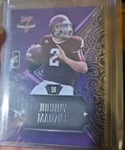 JOHNNY MANZIEL - 2023 Wild Card Stud /6 - PURPLE CLUB - TEXAS A&M - Imagen 1 de 3